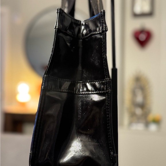 Tory Burch Shiny Black Tote Bag - Picture 4 of 6